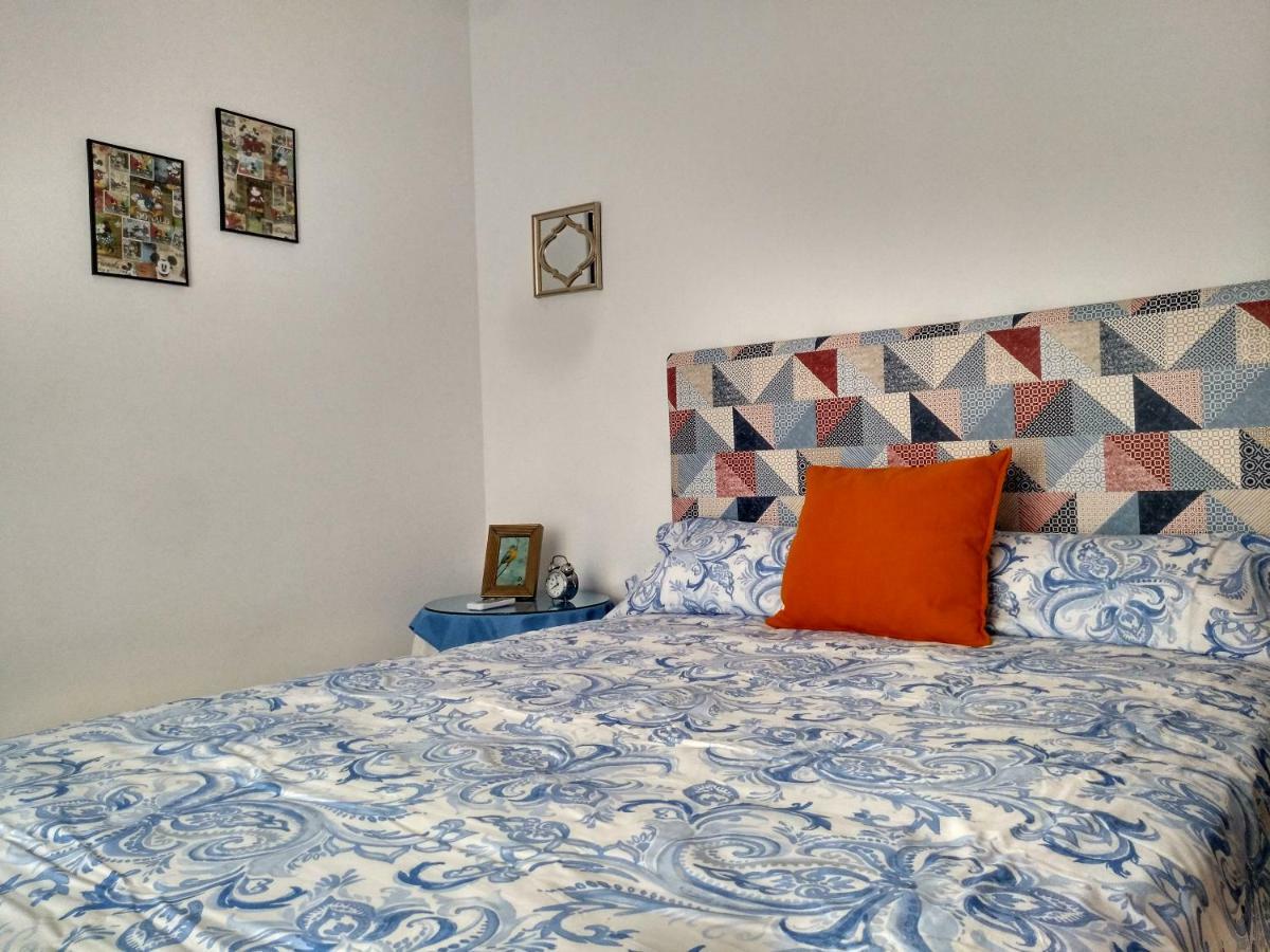 Azahar Apartamentos Triana V Севилья Экстерьер фото
